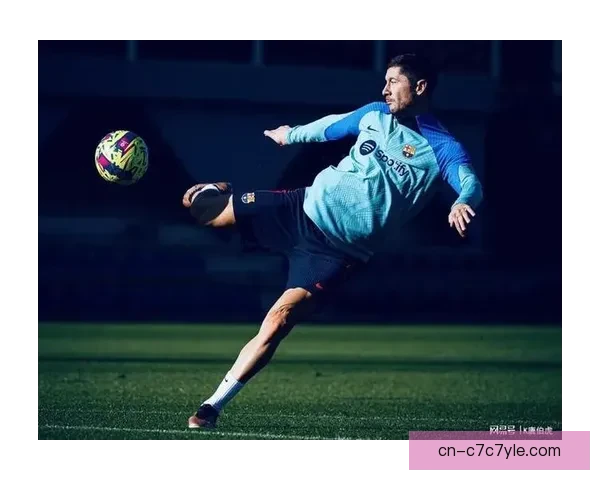 德天空曝莱万考虑赴美职联发展