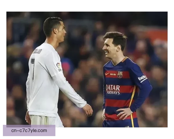 乔-科尔:C罗或渴望超越梅西 乔-科尔:C罗或渴望超越梅西